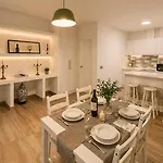 Magnolia - Con Patio Privado Marbella