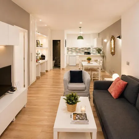 Magnolia - Con Patio Privado * Μαρμπέλλα