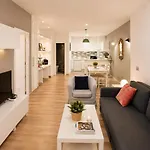 Magnolia - Con Patio Privado * Marbella
