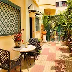 Magnolia - Con Patio Privado * Marbella