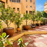 Magnolia - Con Patio Privado דירה מארבלה